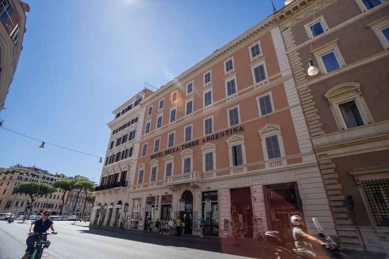 Della Torre Argentina Hotel