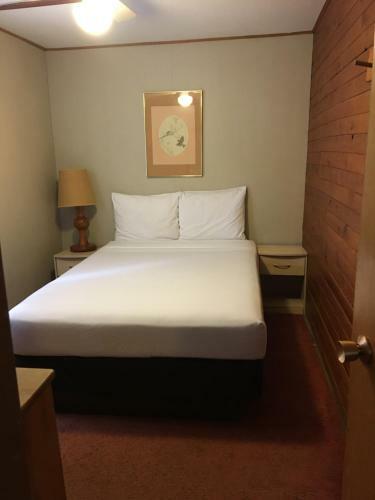 Bristlecone Lodge