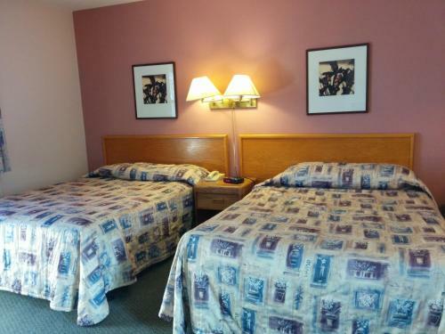 Esquire Motel