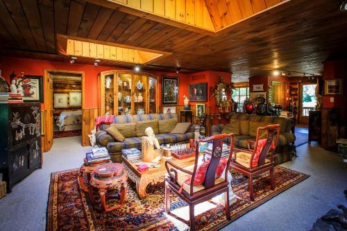 Shambhala Bed And Breakfast