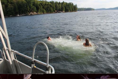 Hotel Oakview Lodge & Marina