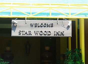 Hostal Star Wood Inn
