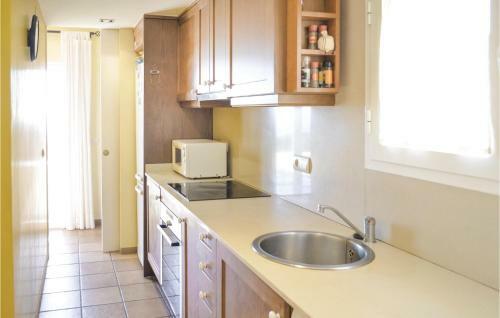 Three-bedroom Holiday Home In Tossa de Mar