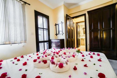 Hotel Mira Suites