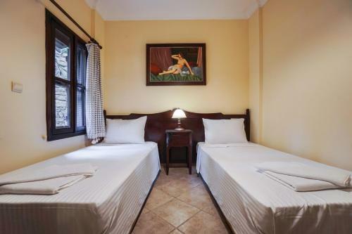 Hotel Mira Suites