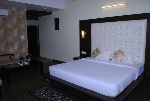 Hotel Kamal Residency