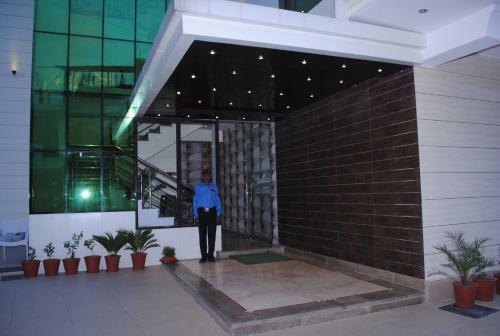 Hotel Kamal Residency