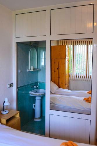 Hostal Topuzovi Guest House