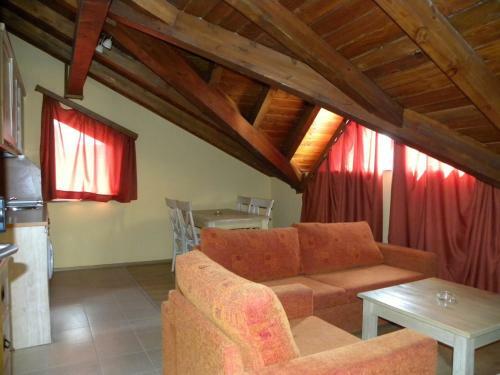 Saint Ivan Ski Apartments