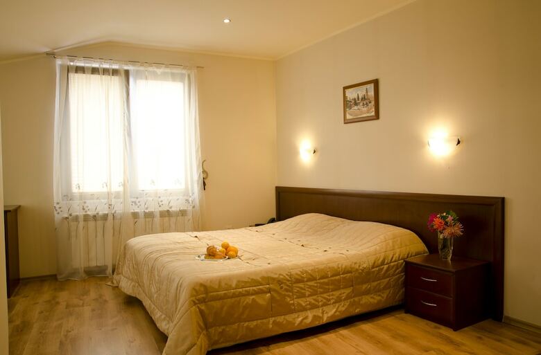 Bizev Hotel