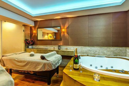 Regnum Bansko Aparthotel & Spa