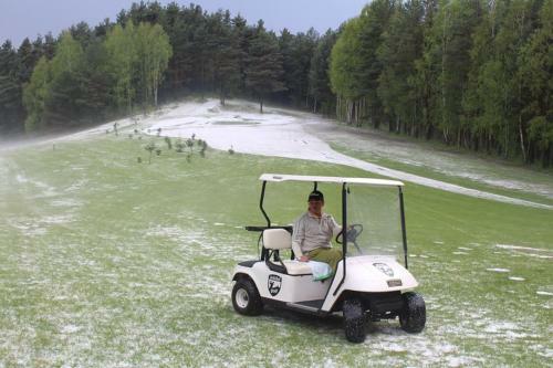 Hostal Restaurace A Penzion Golf Jested