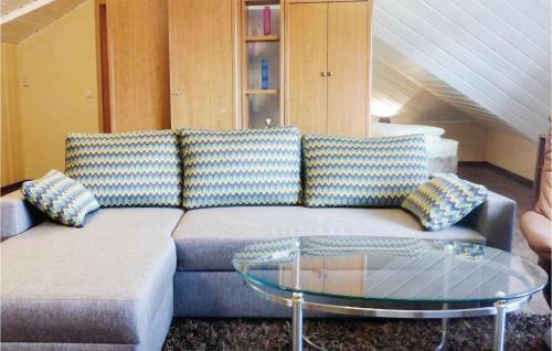 Two-bedroom Apartment In Schlitz-rimbach