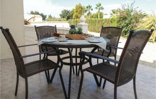 Two-bedroom Holiday Home In Catral