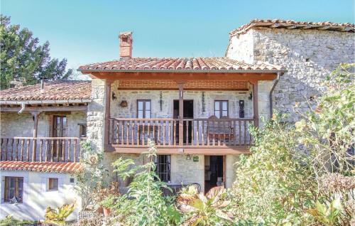 Four-bedroom Holiday Home In Penamellera Baja
