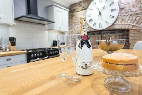 Luxury Listed Townhouse In City Centre