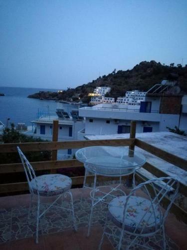 Oasis Hotel Loutro