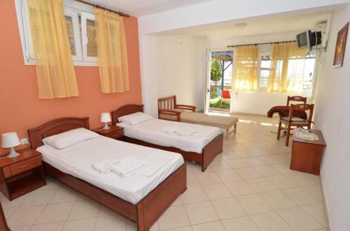 Avra Apartments