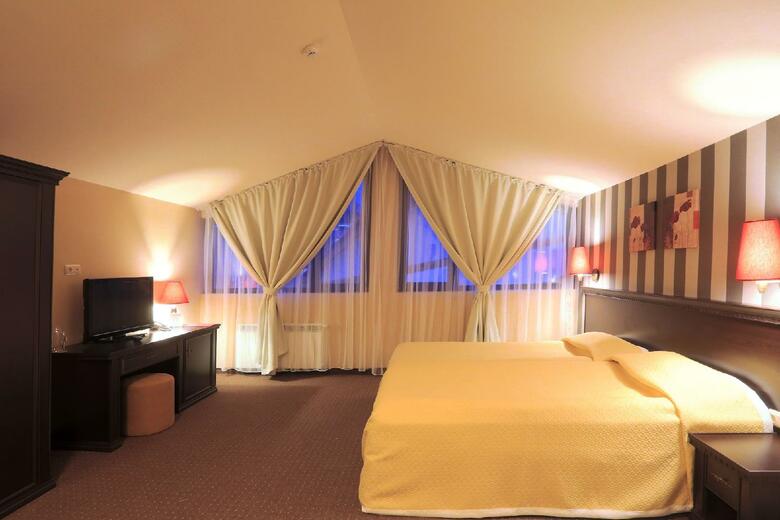 Royal Park And Spa Hotel