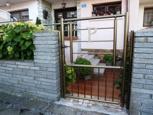 Hostal Guest House Maggy