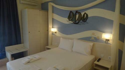 Leonidas Studio Apartments