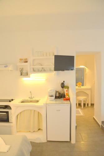 Hostal Xrissi Ammos