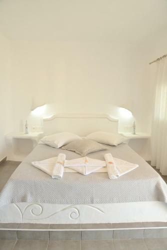 Hostal Xrissi Ammos
