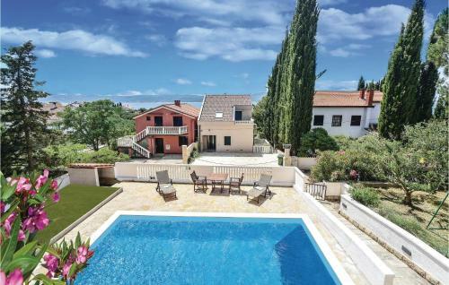 Two-bedroom Apartment In Sv.petar