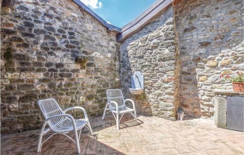 One-bedroom Holiday Home In Comano (Ms)