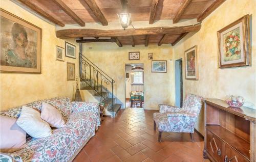 Holiday Home Villa Il Giaggiolo 06