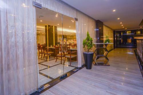 The Grand Mountain Hotel Matale