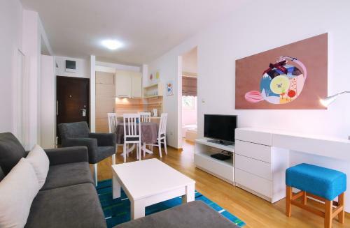 Sarap Apartments