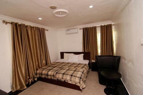 Belvoir Hotel