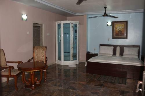 Hotel Kastrufid Lodge