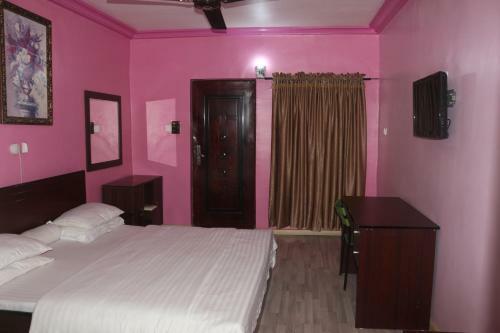 Hotel Kastrufid Lodge