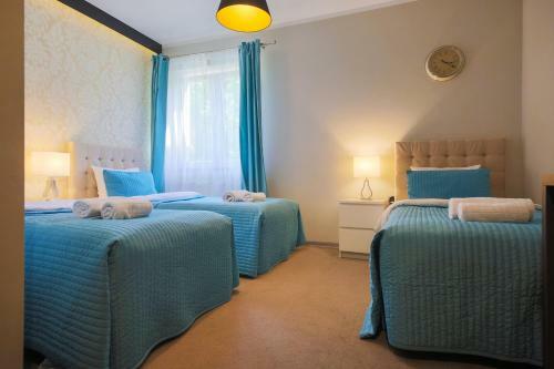 Hostal B&m Guesthouse