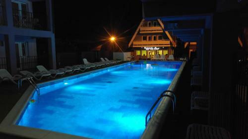 Hostal Pensiunea La Castel