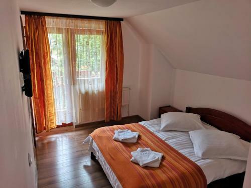 Hostal Raza Soarelui