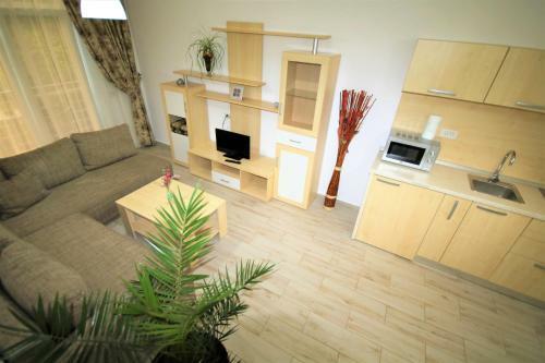 Hostal Aby Sunrise