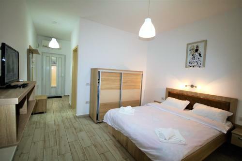 Hostal Aby Sunrise