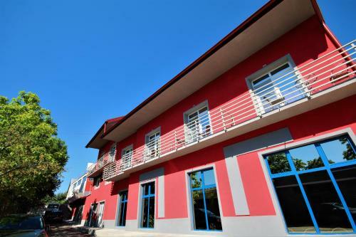 Hostal Aby Sunrise