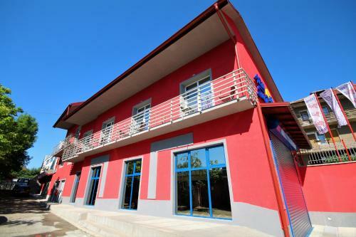 Hostal Aby Sunrise