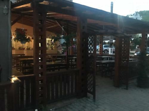 Hostal Vila Tanamera