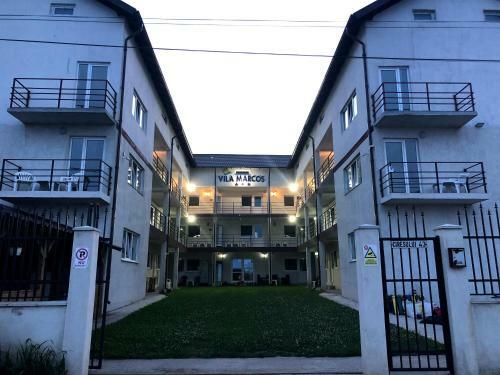 Hostal Vila Marcos