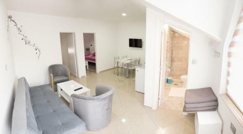 Apartmani "roshu"