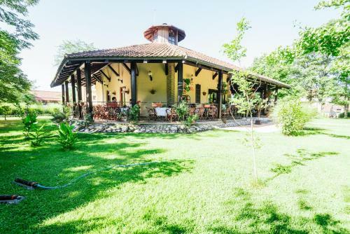 Posada Atos - Villa And Restaurant
