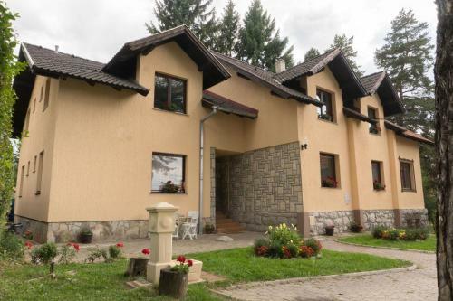 Apartmani D?ambi?