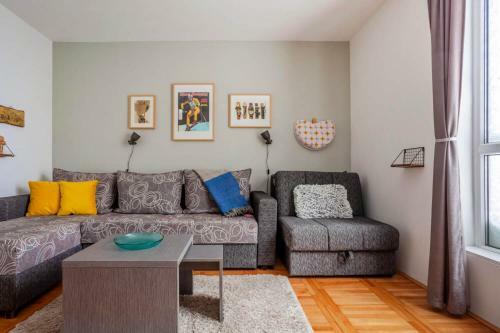 Apartamento Hostgost At Kraljevi ?ardaci