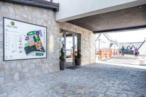 Apartamento Hostgost At Kraljevi ?ardaci