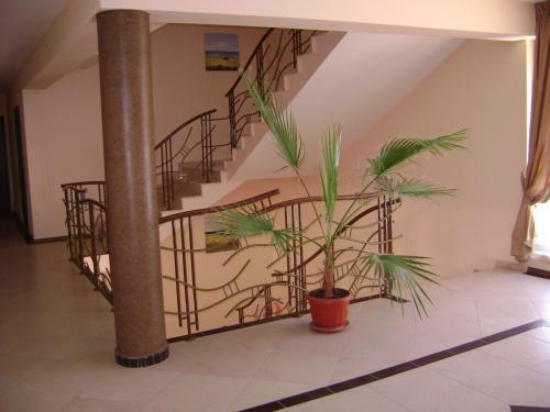 Kandrovi Hotel